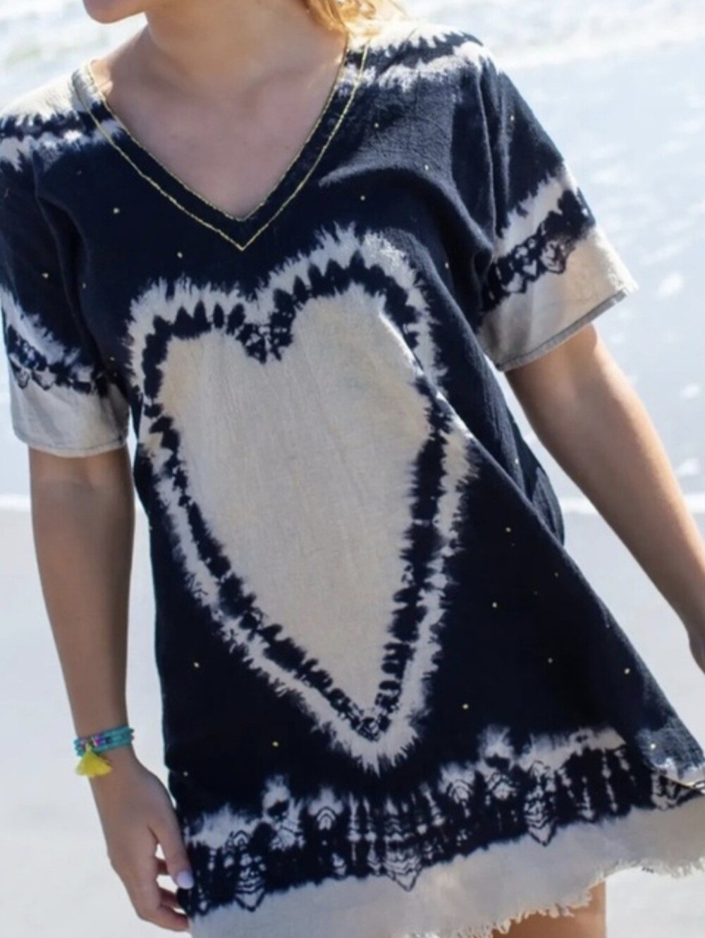 Tie-Dye Heart V-Neck Beach Tunic in Black and Cream